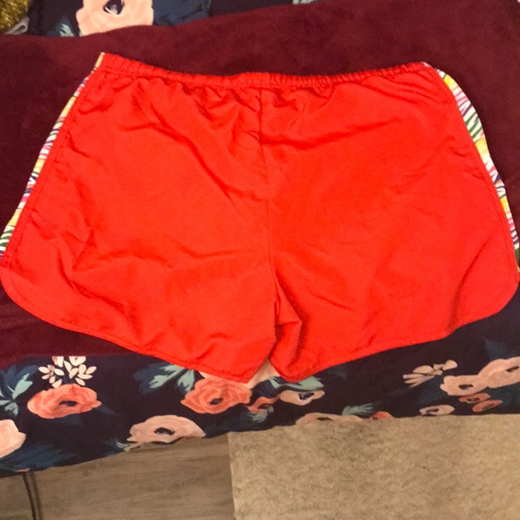 Shorts - Picture 2 of 3